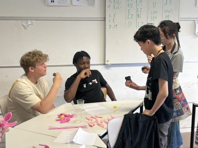 huada schule besucht intervies
