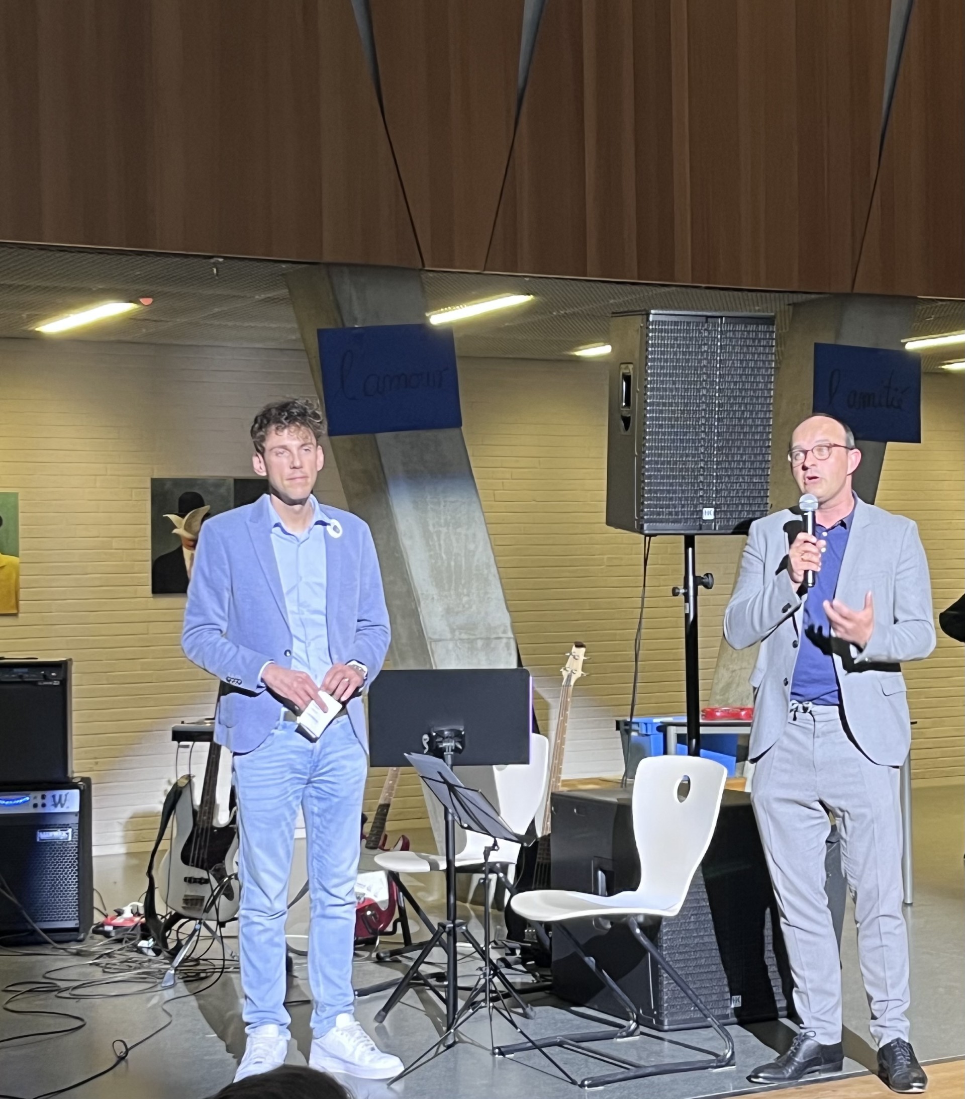 Schulleiter W&uuml;st mit Lutz K&ouml;hler