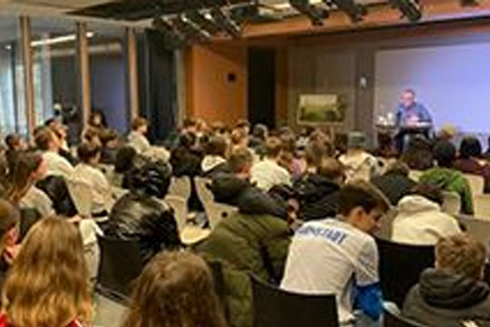 KI, Deepfakes, Fake News in den sozialen Medien