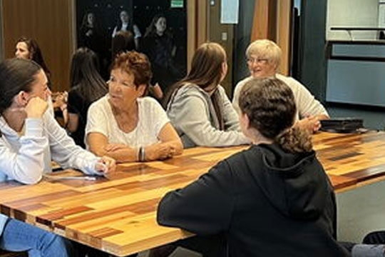 „Zeit-Schenken“ verbindet Generationen